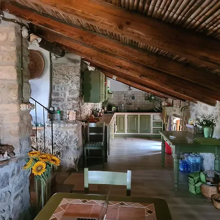 Casa Di Pietra * Usellus