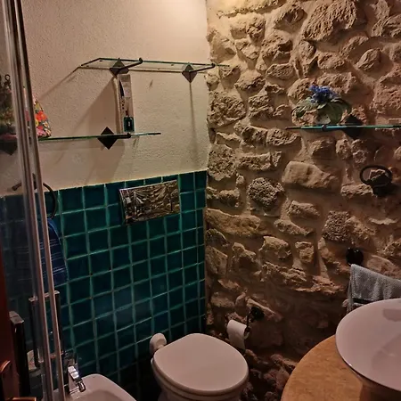 شاليه Casa Di Pietra Usellus