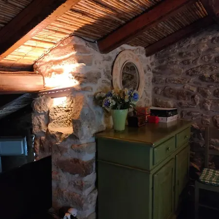 Casa Di Pietra Alpesi faház *