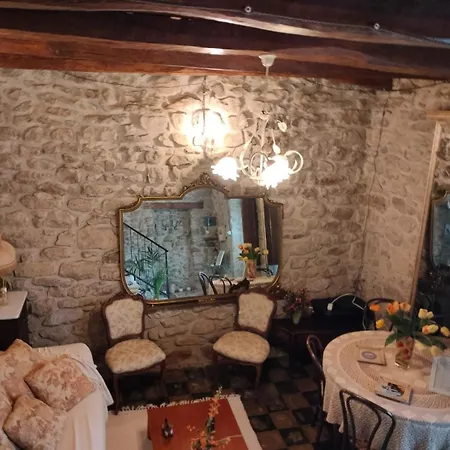 Casa Di Pietra Chalet *